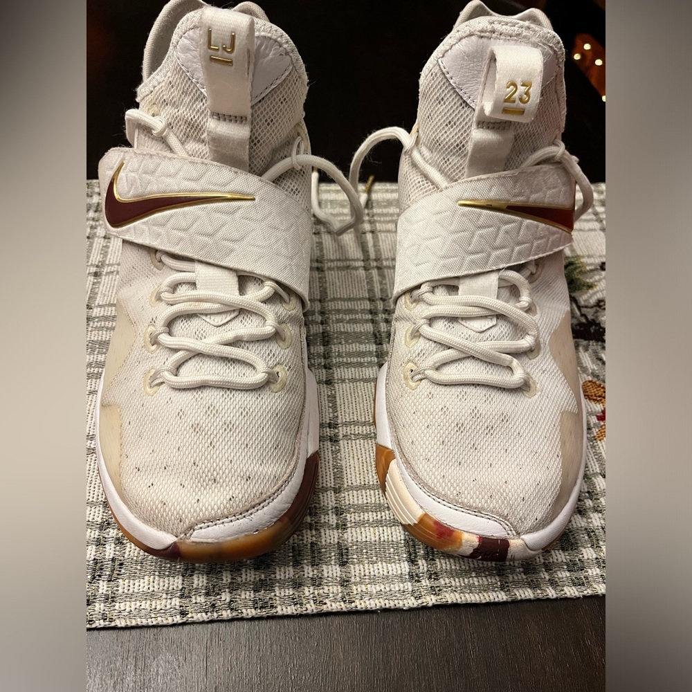 Nike LeBron 14 white wine - Picture 4 of 8